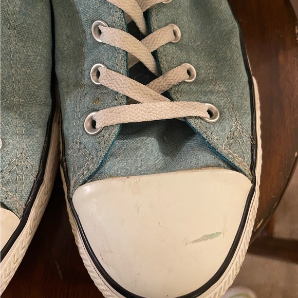 Light Blue Converse Men’s Size 12 - Picture 2 of 6